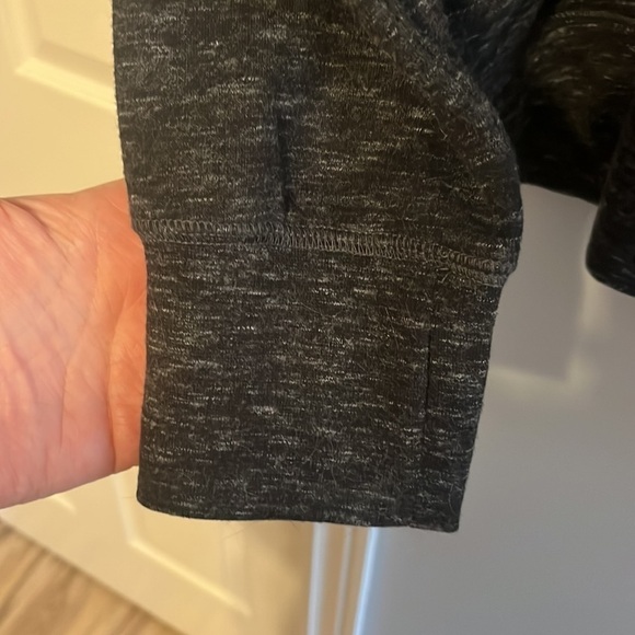 Sweater - Picture 4 of 6